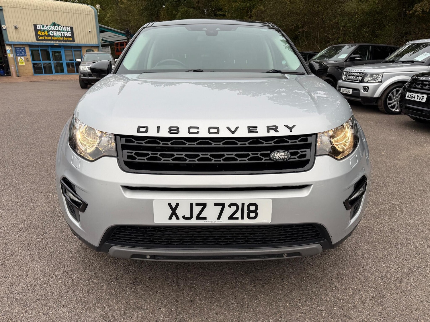 Used Land Rover Discovery Sport 2015 for sale - 76388917: Photo 8