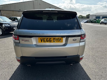 Used Land Rover Range Rover Sport 2016 for sale - 76994366: Photo