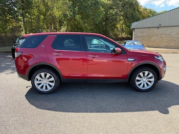 Used Land Rover Discovery Sport 2018 for sale - 79608634: Photo