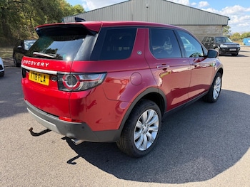 Used Land Rover Discovery Sport 2018 for sale - 79608634: Photo