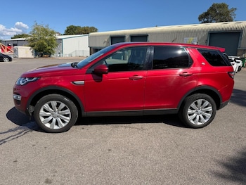 Used Land Rover Discovery Sport 2018 for sale - 79608634: Photo