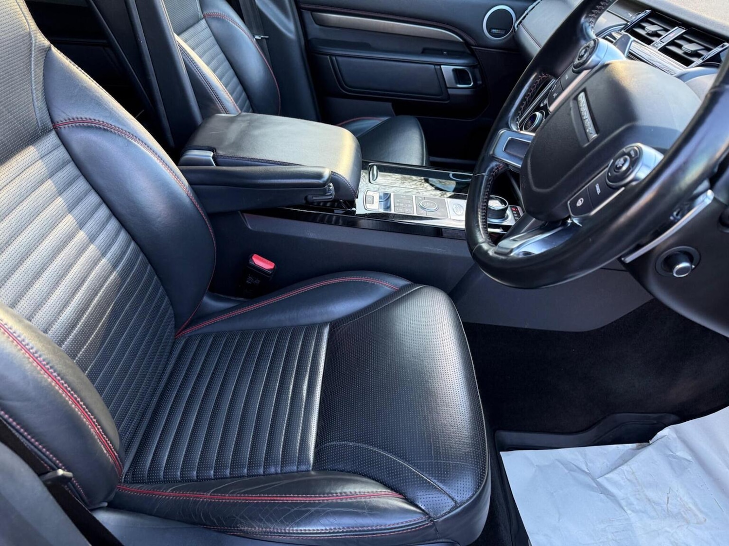 Used Land Rover Discovery 2017 for sale - 77147956: Photo 17