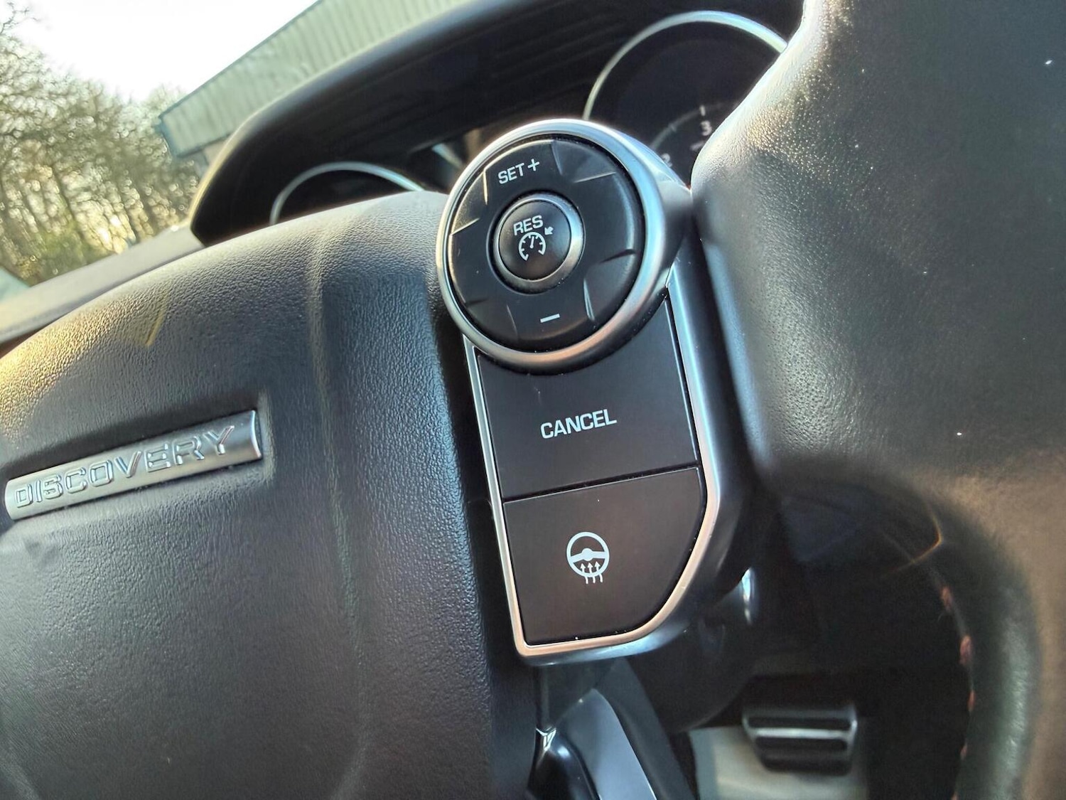 Used Land Rover Discovery 2017 for sale - 77147956: Photo 33