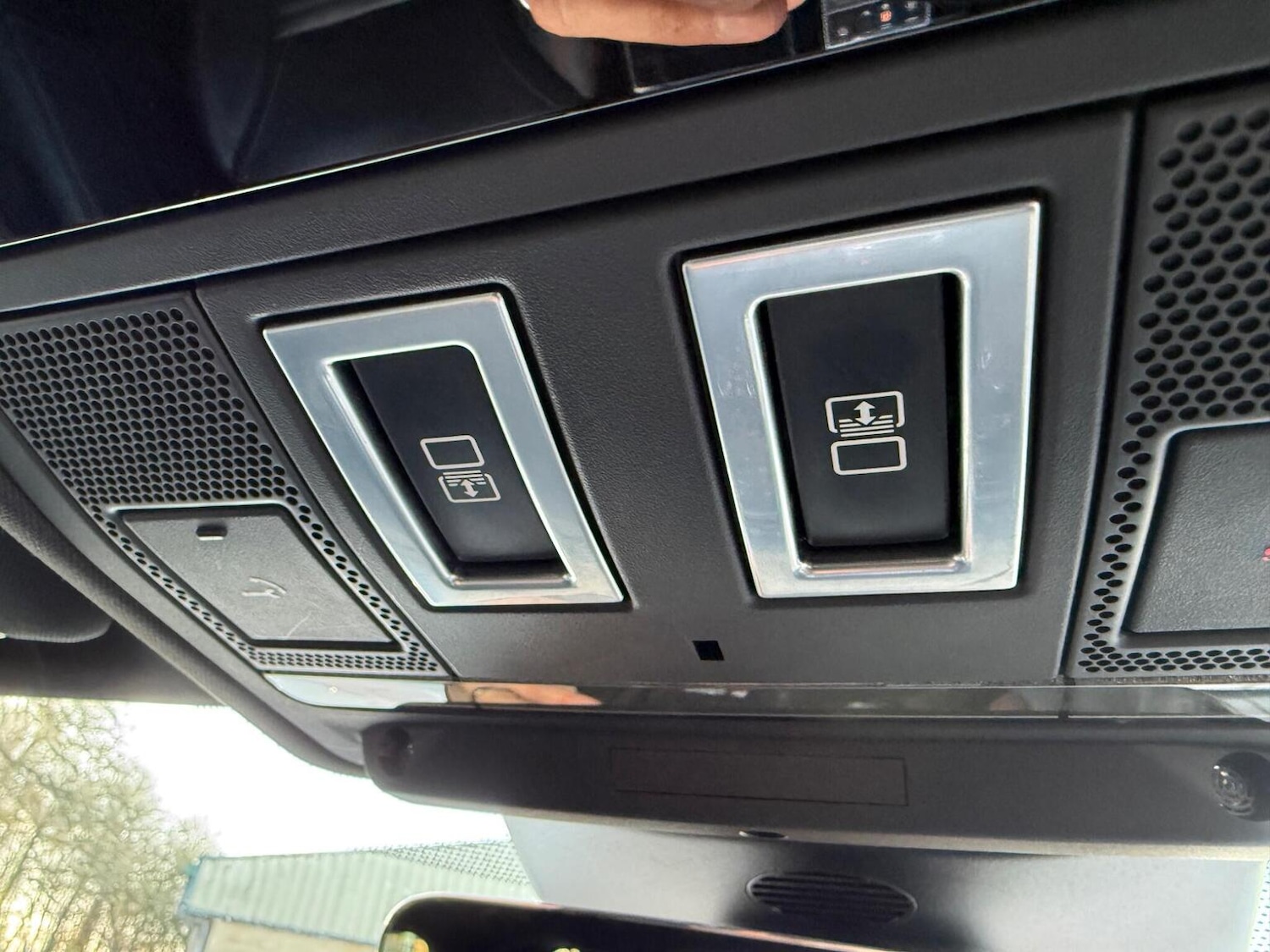 Used Land Rover Discovery 2017 for sale - 77147956: Photo 34