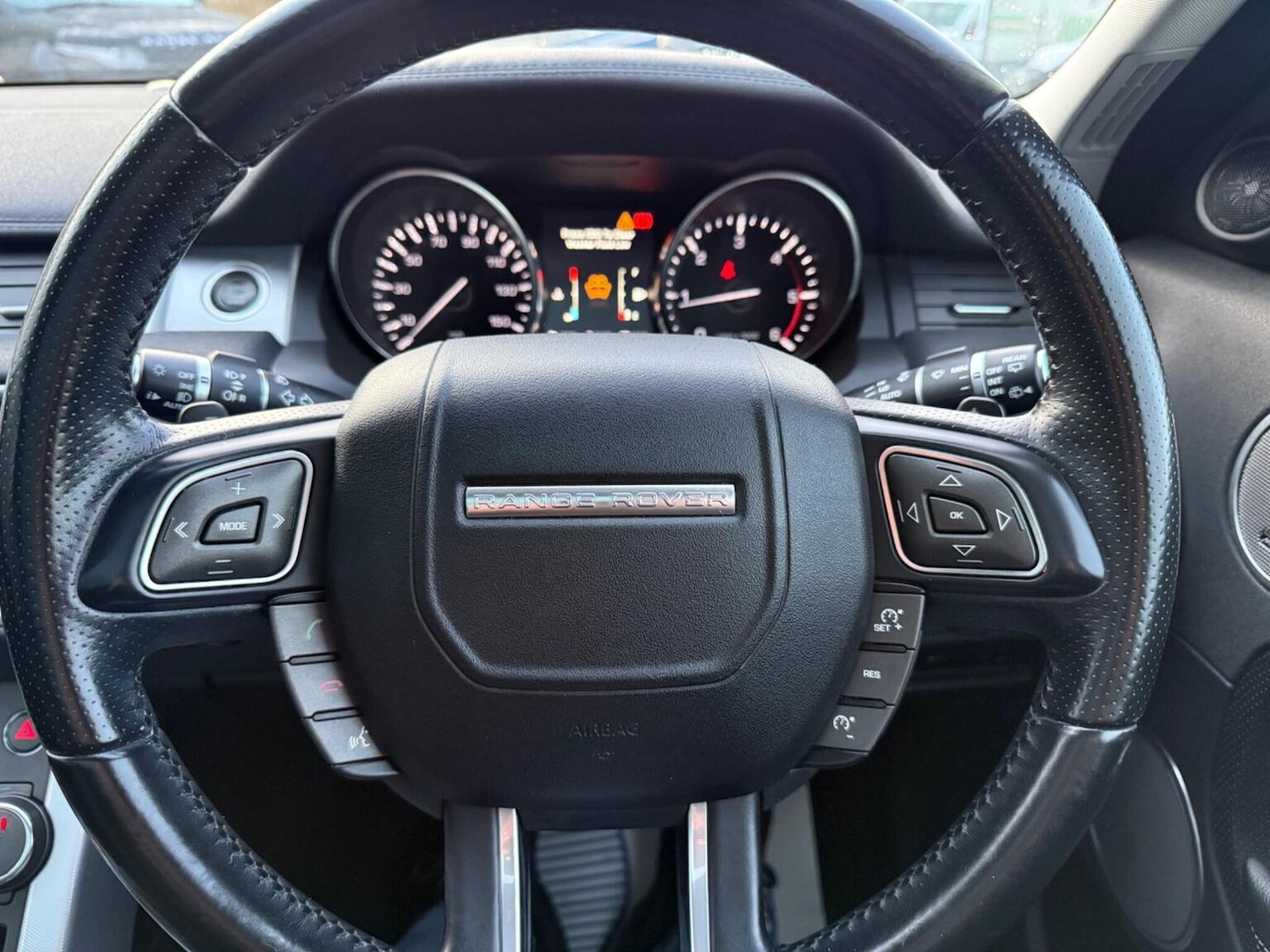 Used Land Rover Range Rover Evoque 2014 for sale - 77147943: Photo 40