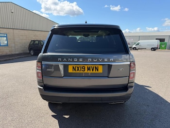 Used Land Rover Range Rover 2019 for sale - 79575521: Photo