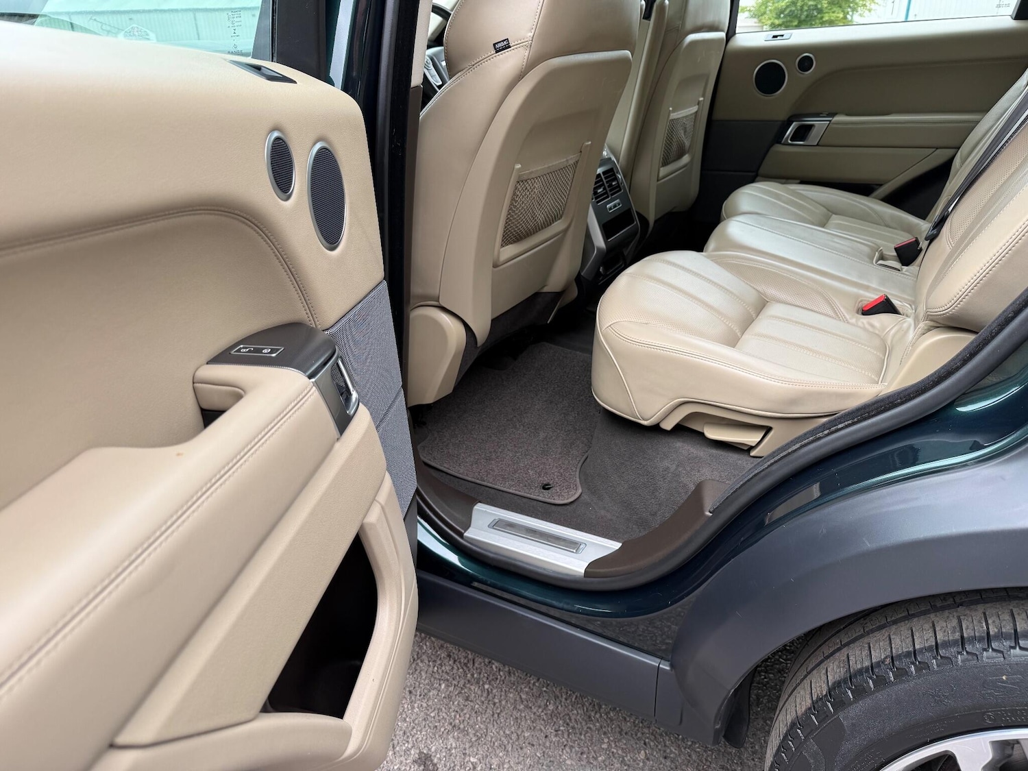 Used Land Rover Range Rover Sport 2016 for sale - 76988847: Photo 32