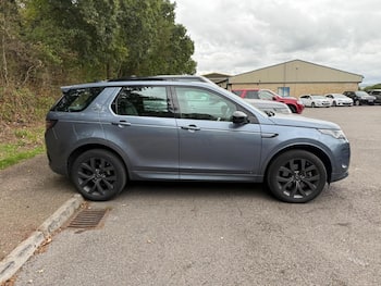 Used Land Rover Discovery Sport 2021 for sale - 79805944: Photo