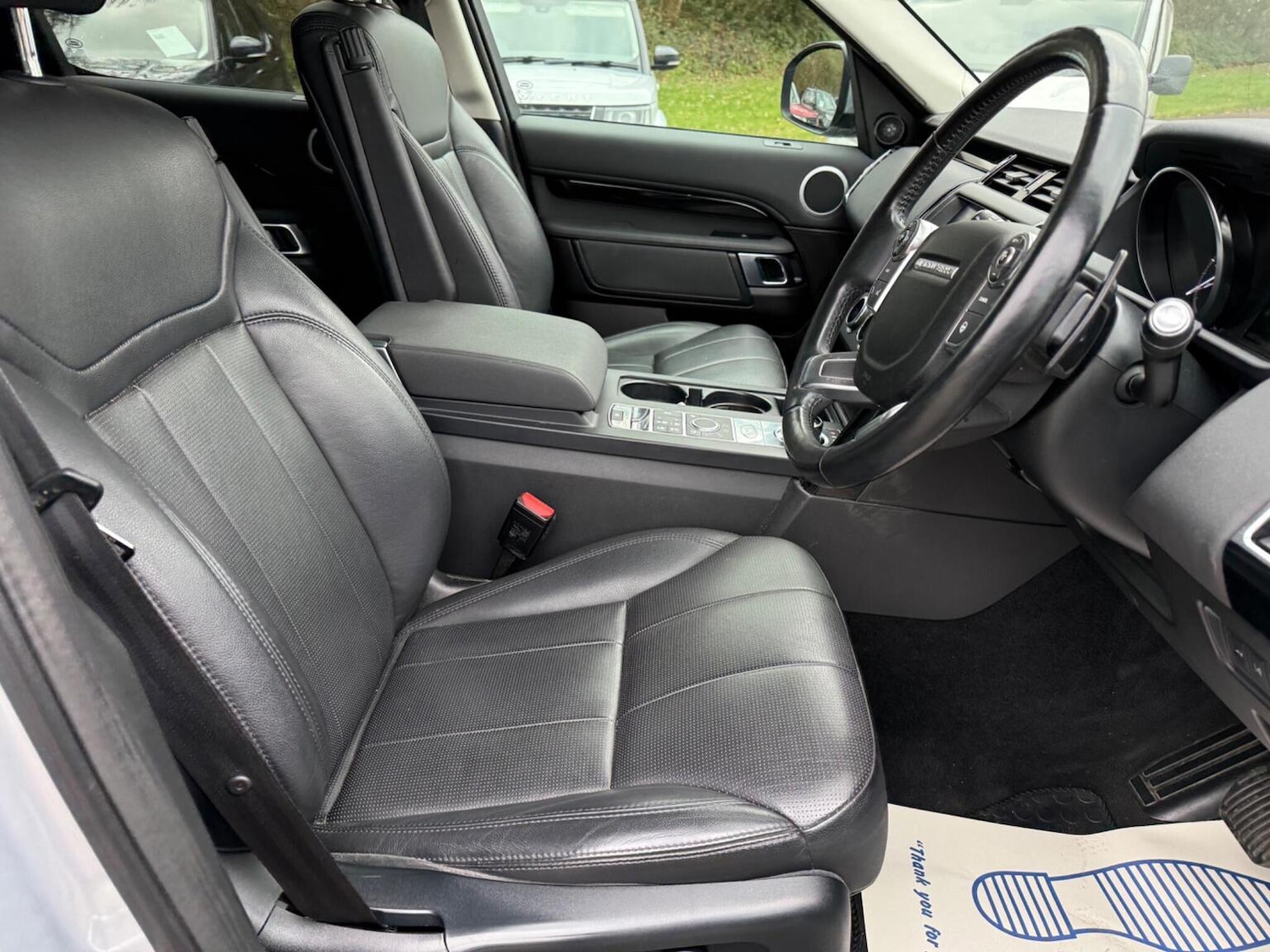 Used Land Rover Discovery 2018 for sale - 77668445: Photo 9