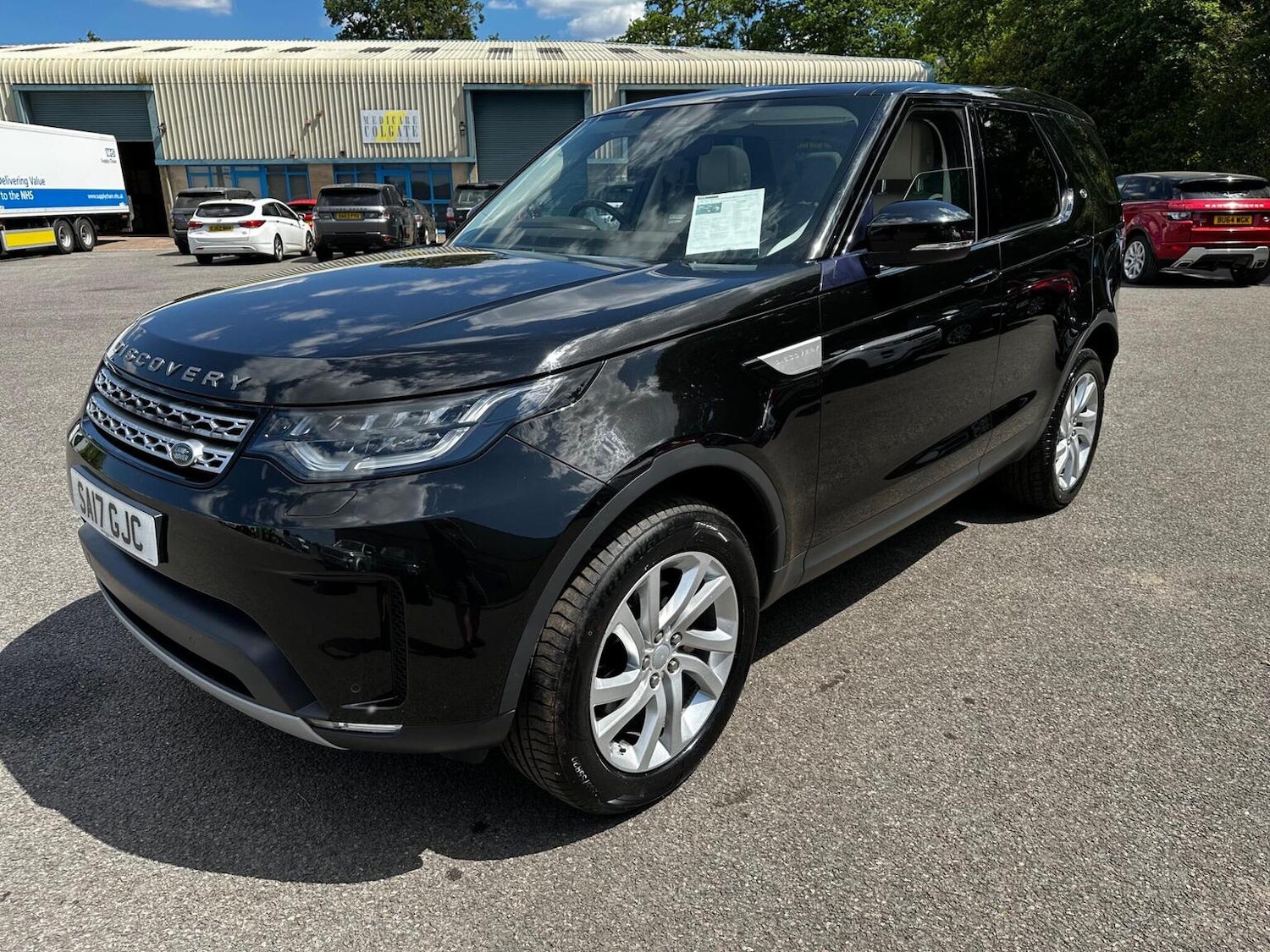 Used Land Rover Discovery 2017 for sale - 77391926: Photo 2