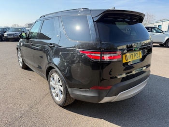 Used Land Rover Discovery 2017 for sale - 77391926: Photo