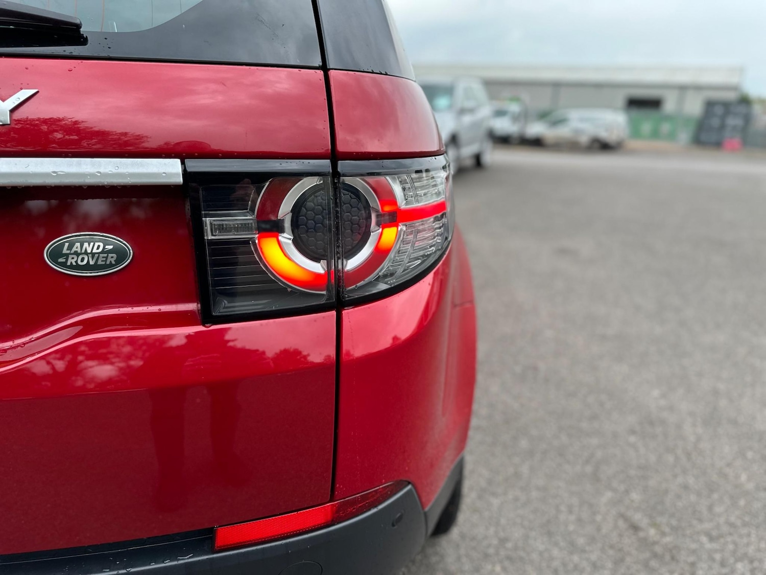 Used Land Rover Discovery Sport 2015 for sale - 76336496: Photo 10