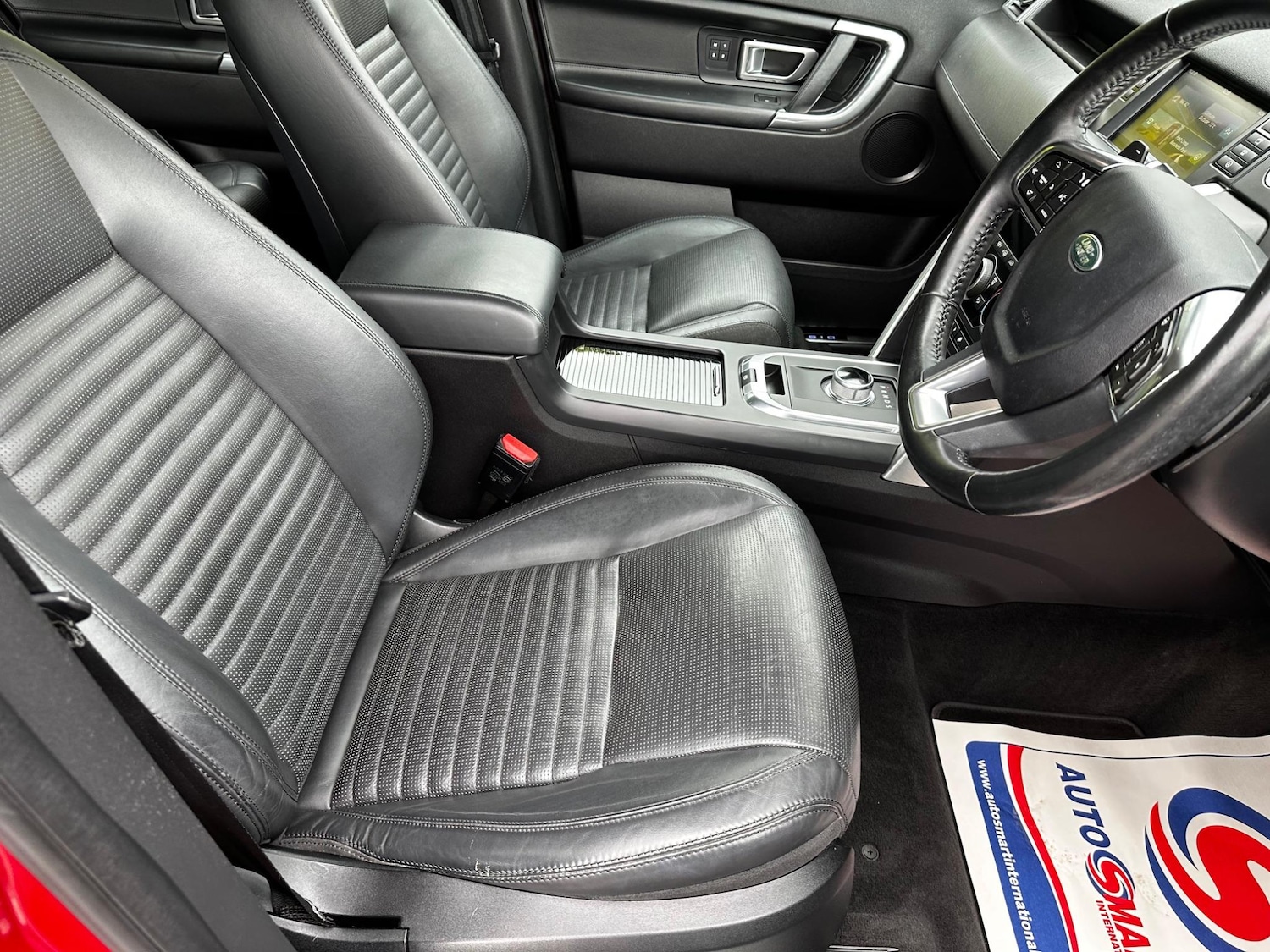 Used Land Rover Discovery Sport 2015 for sale - 76336496: Photo 18