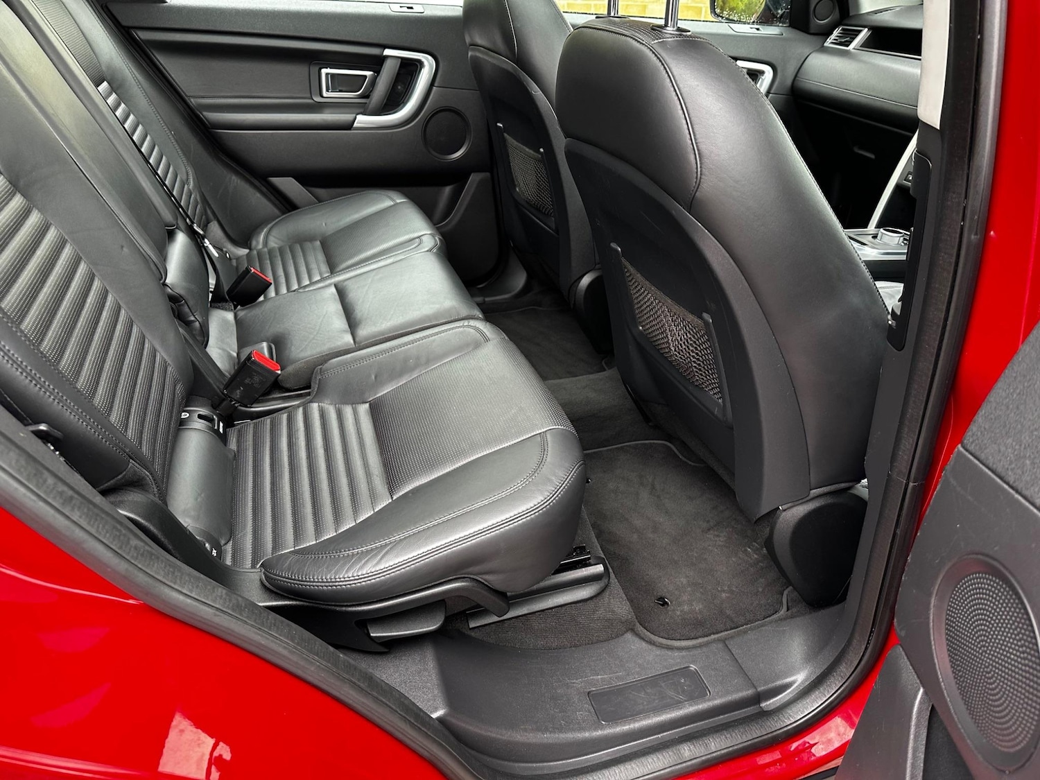 Used Land Rover Discovery Sport 2015 for sale - 76336496: Photo 19