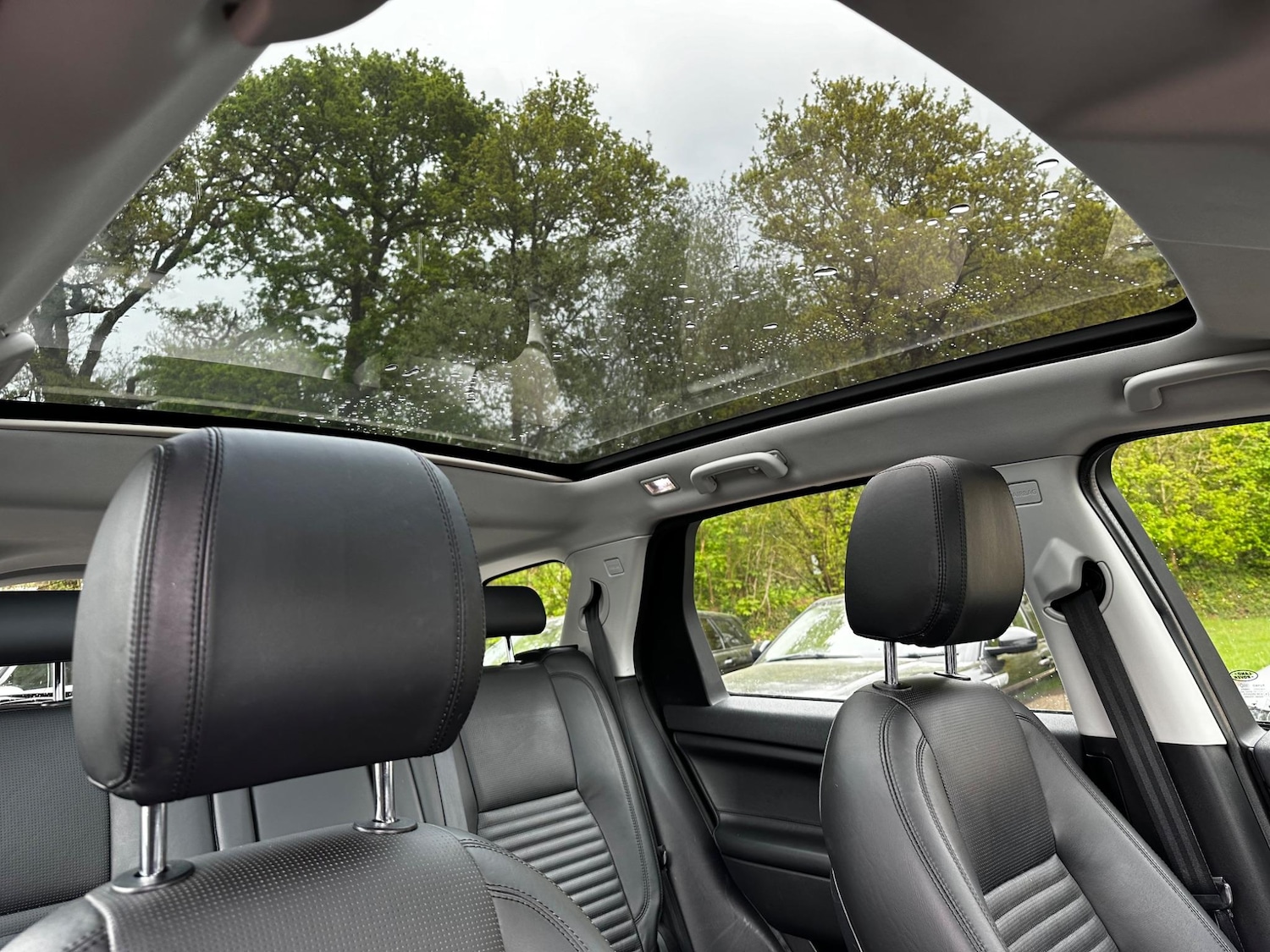 Used Land Rover Discovery Sport 2015 for sale - 76336496: Photo 21