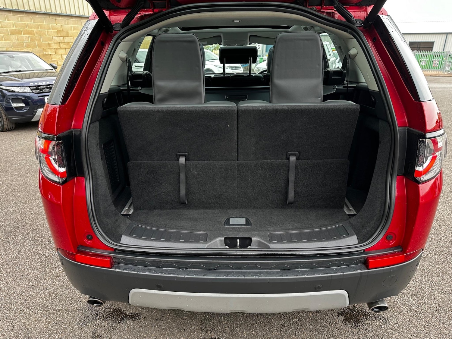 Used Land Rover Discovery Sport 2015 for sale - 76336496: Photo 30