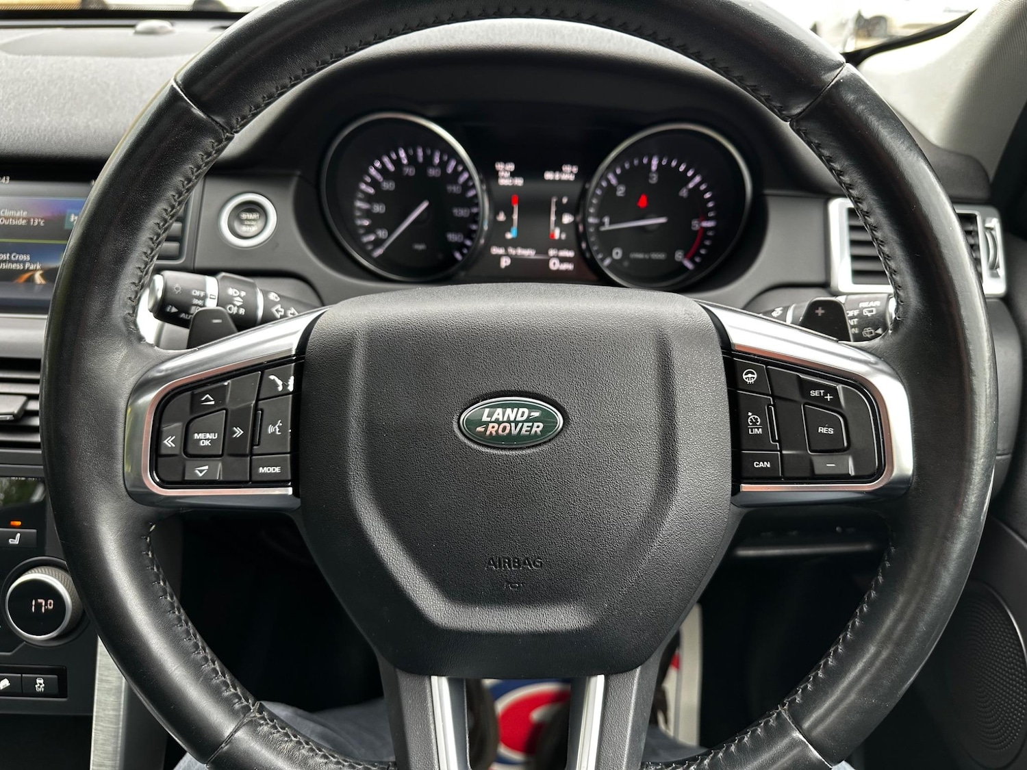 Used Land Rover Discovery Sport 2015 for sale - 76336496: Photo 46