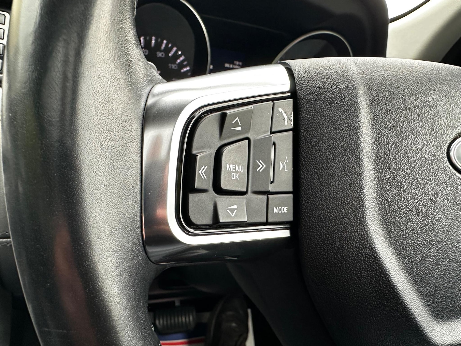 Used Land Rover Discovery Sport 2015 for sale - 76336496: Photo 50