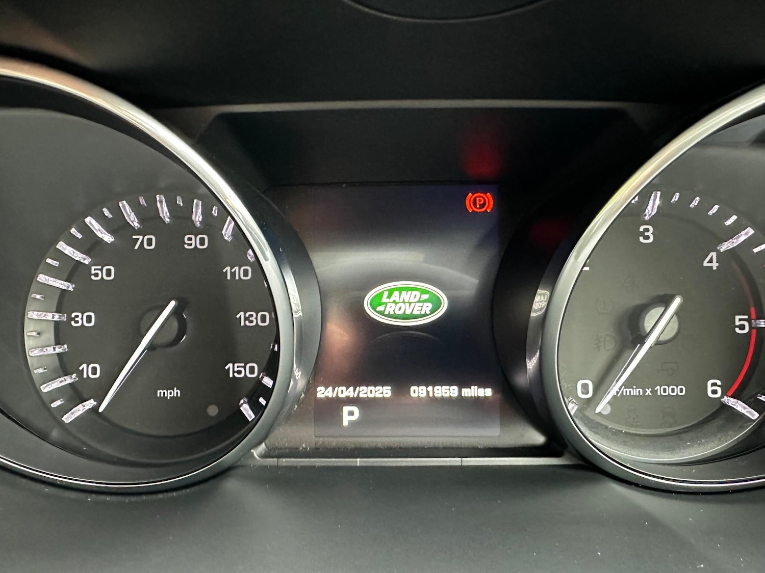 Used Land Rover Discovery Sport 2015 for sale - 76336496: Photo 62