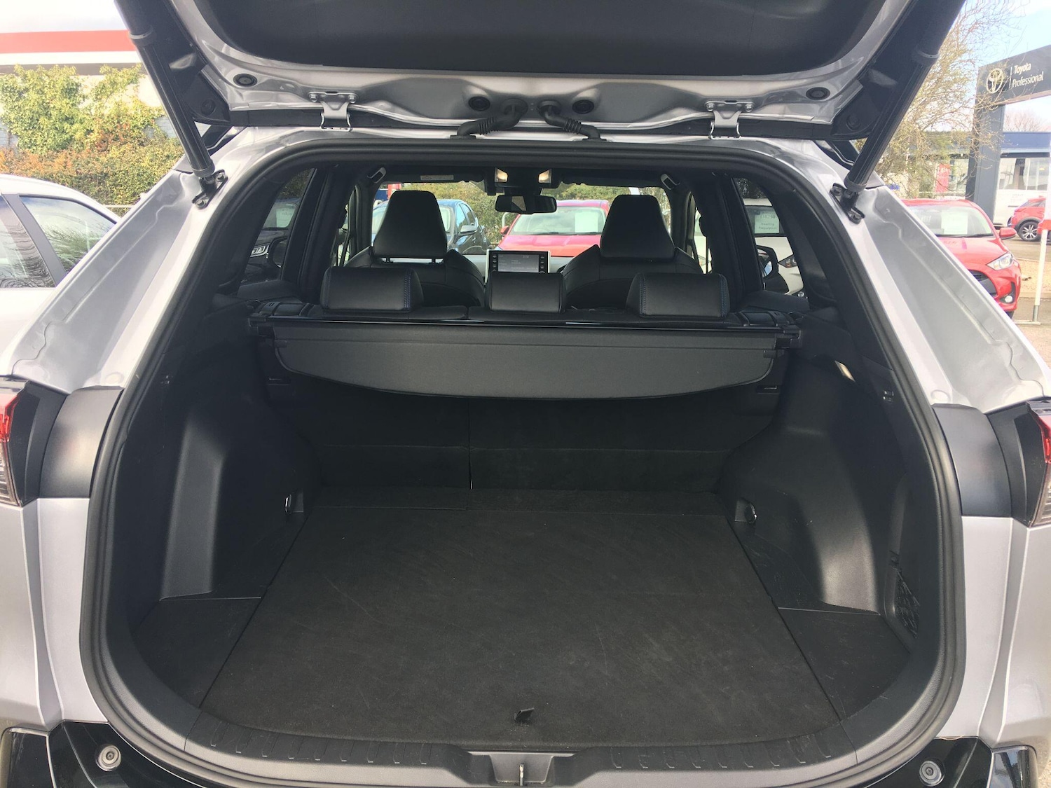 Used Toyota RAV4 2022 for sale - 78073113: Photo 12