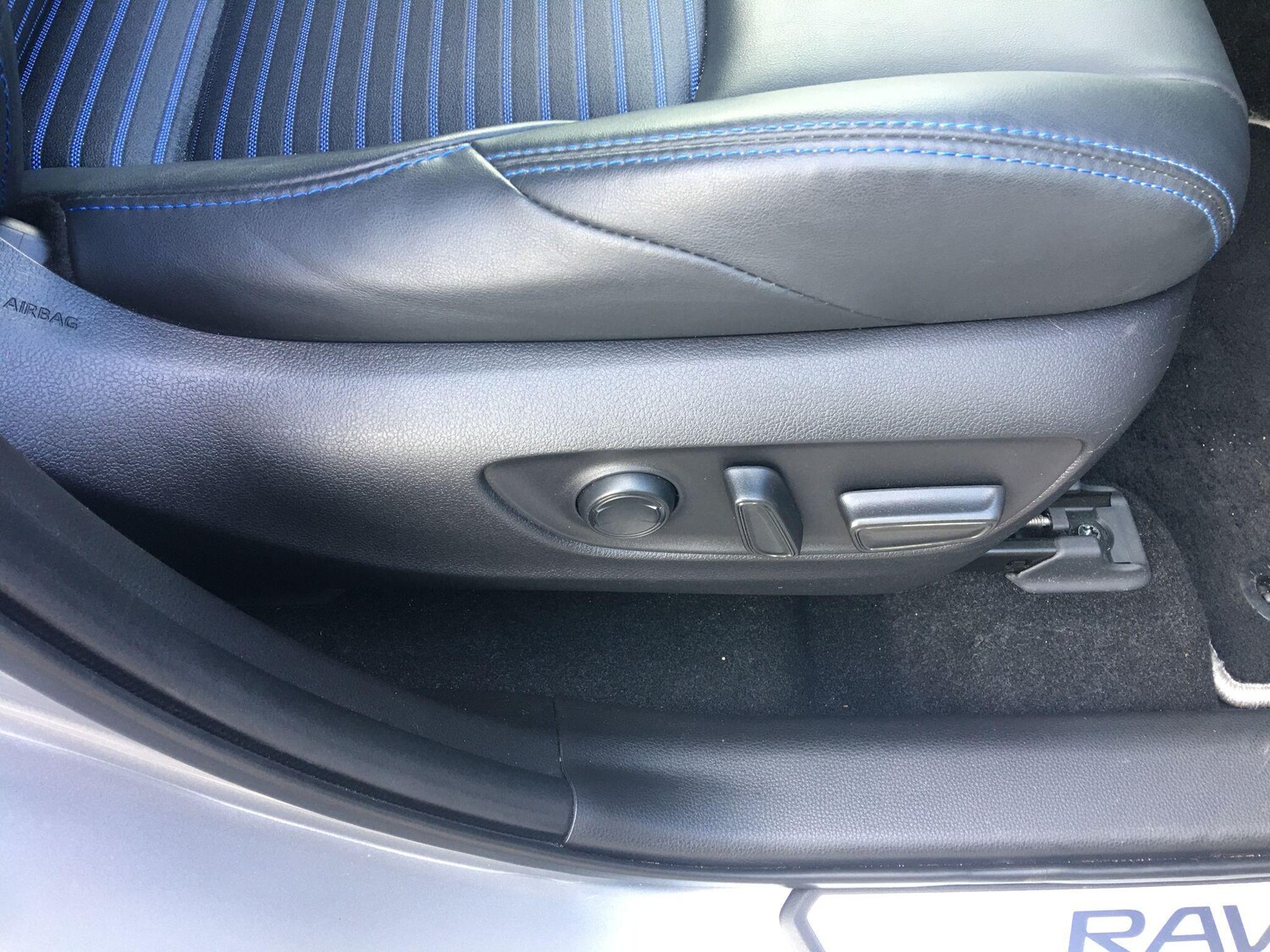 Used Toyota RAV4 2022 for sale - 78073113: Photo 42