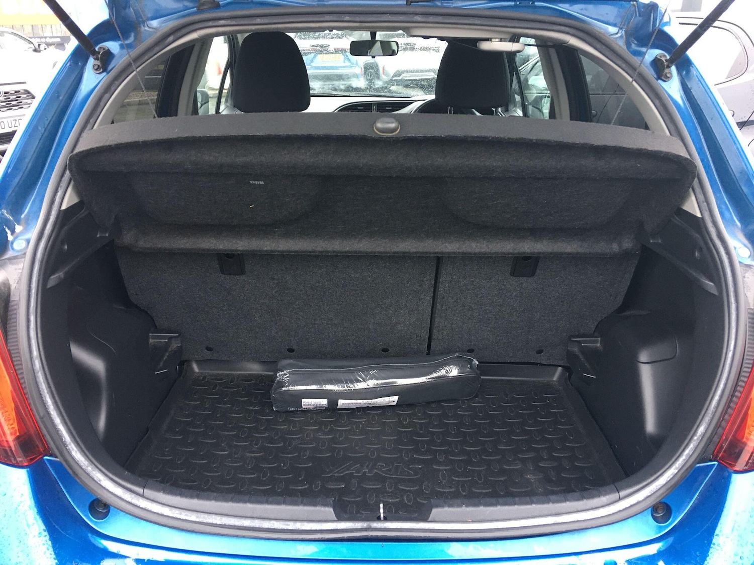 Used Toyota Yaris 2017 for sale - 77440231: Photo 12