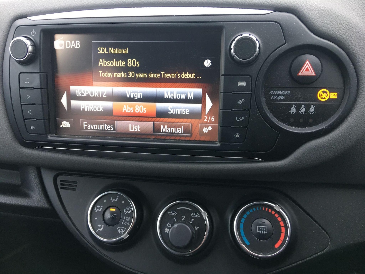 Used Toyota Yaris 2017 for sale - 77440231: Photo 25