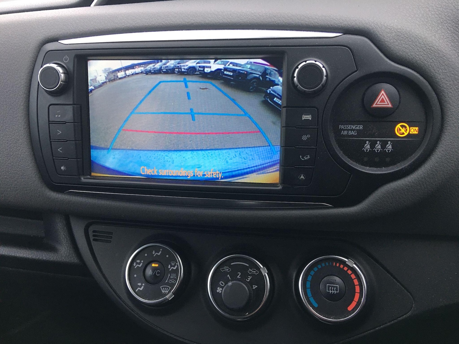 Used Toyota Yaris 2017 for sale - 77440231: Photo 26