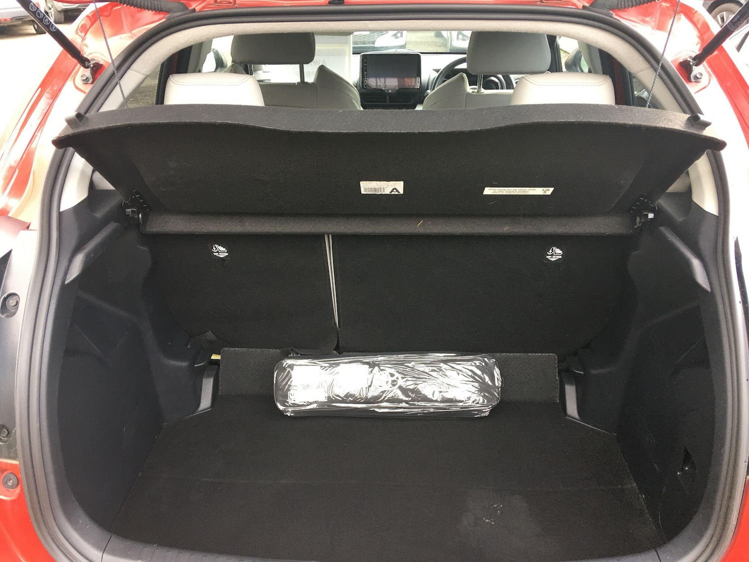 Used Toyota Yaris 2022 for sale - 77710218: Photo 12