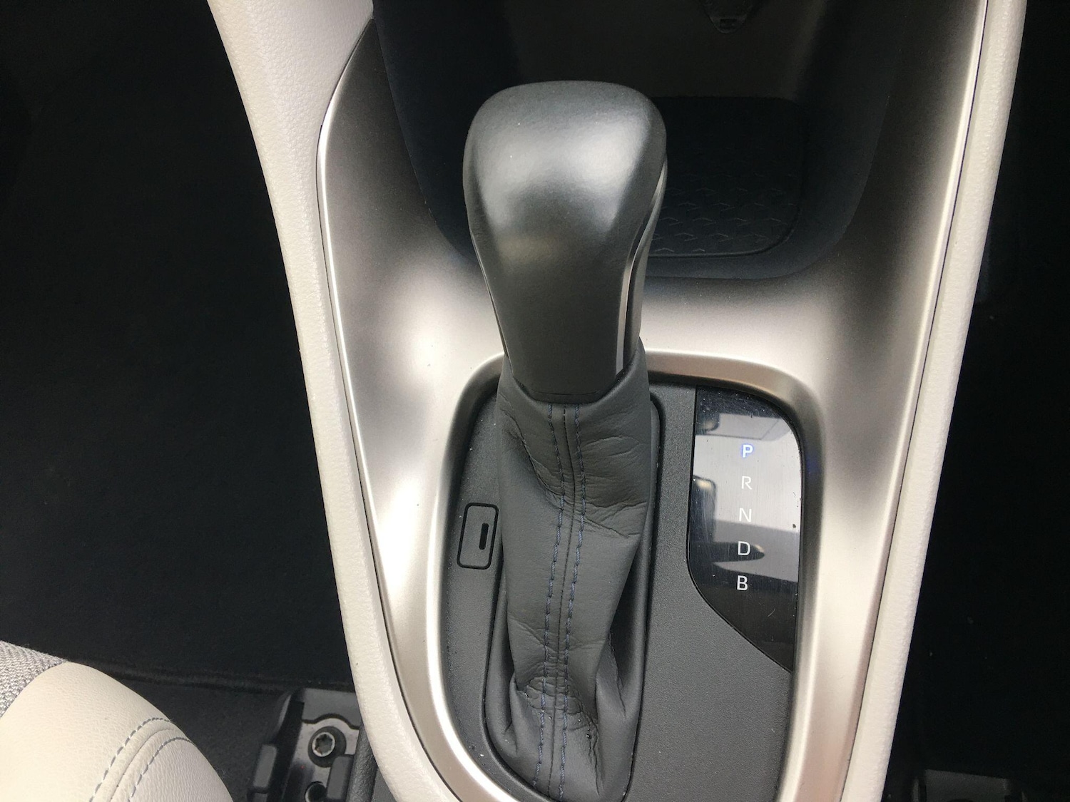 Used Toyota Yaris 2022 for sale - 77710218: Photo 44