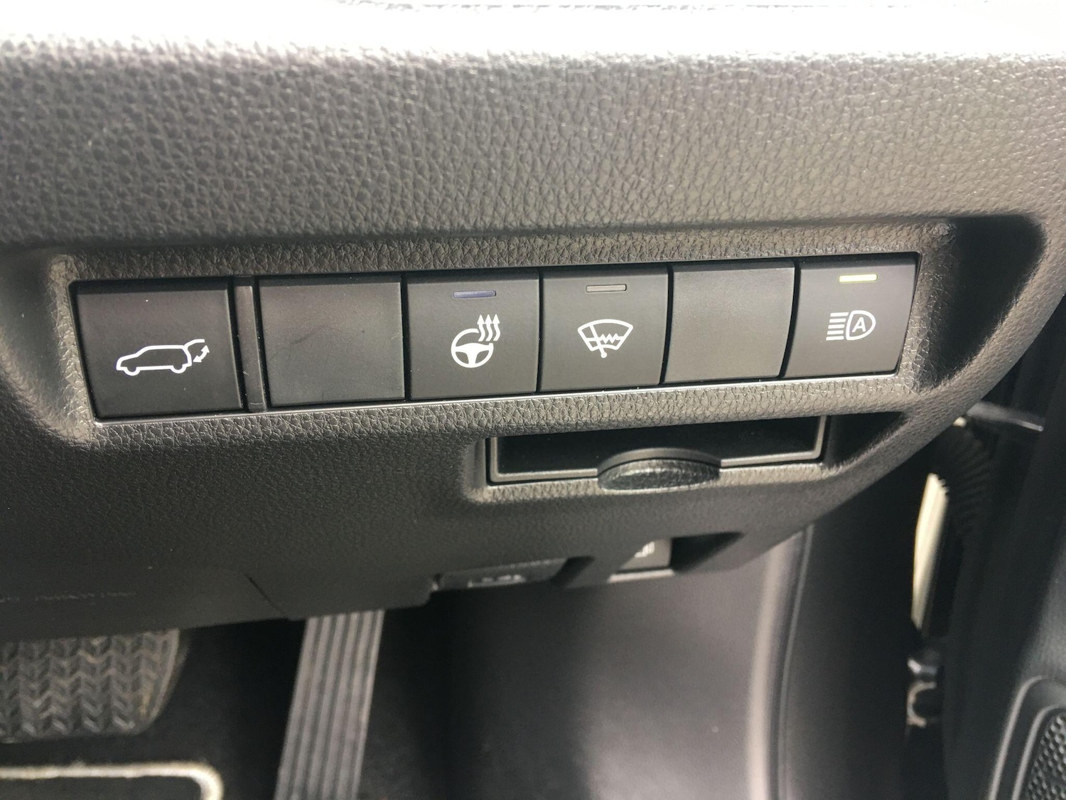 Used Toyota RAV4 for sale - 77823898: Photo 46