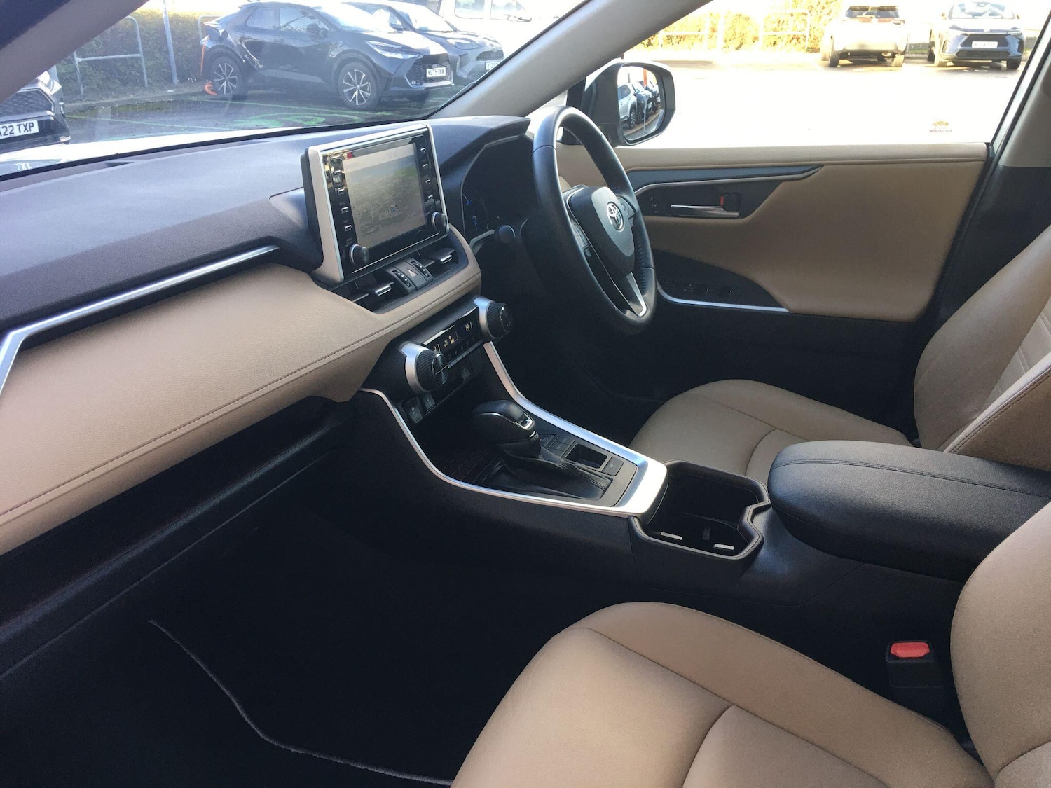 Used Toyota RAV4 2022 for sale - 76780574: Photo 16