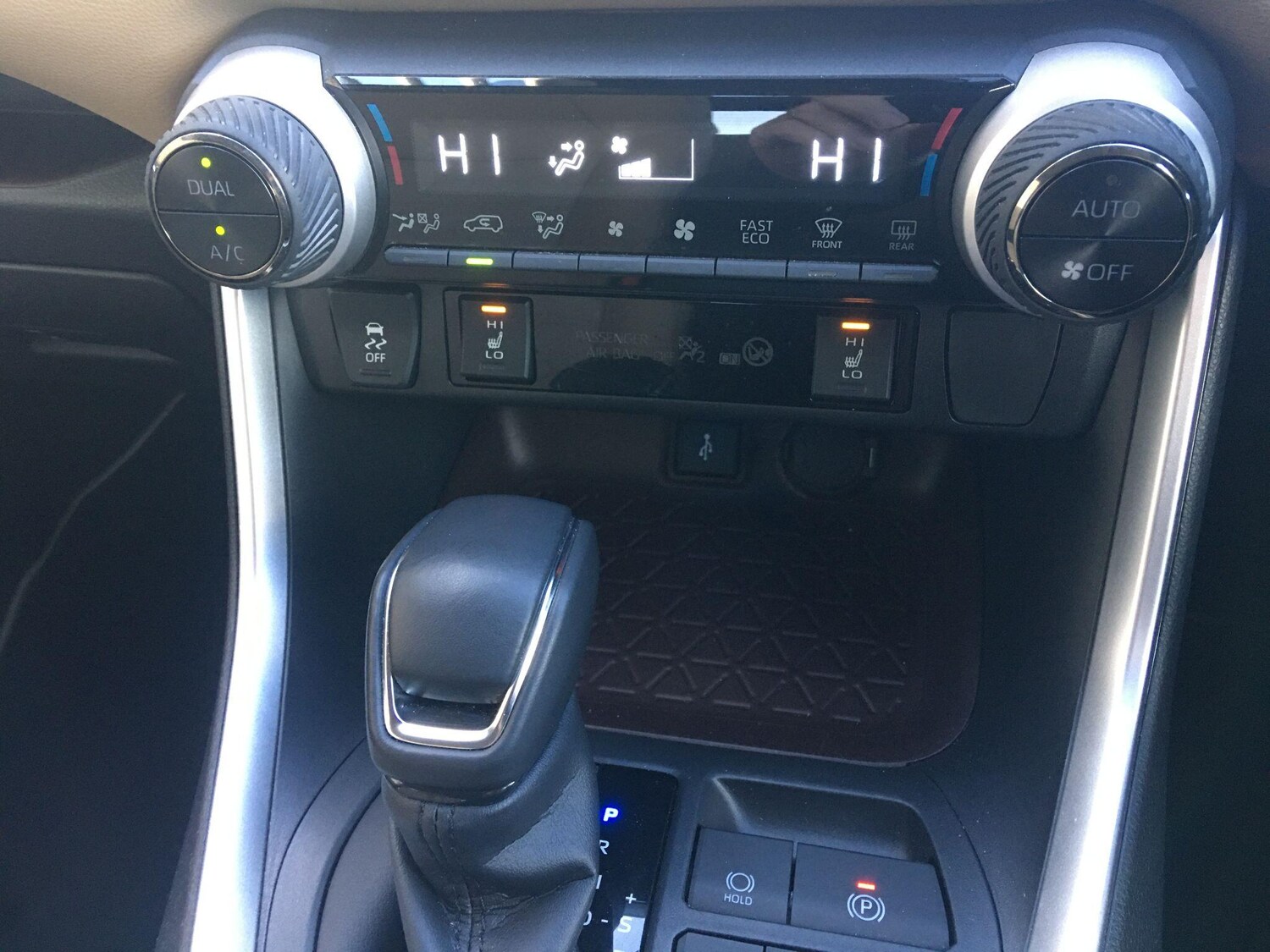 Used Toyota RAV4 2022 for sale - 76780574: Photo 49