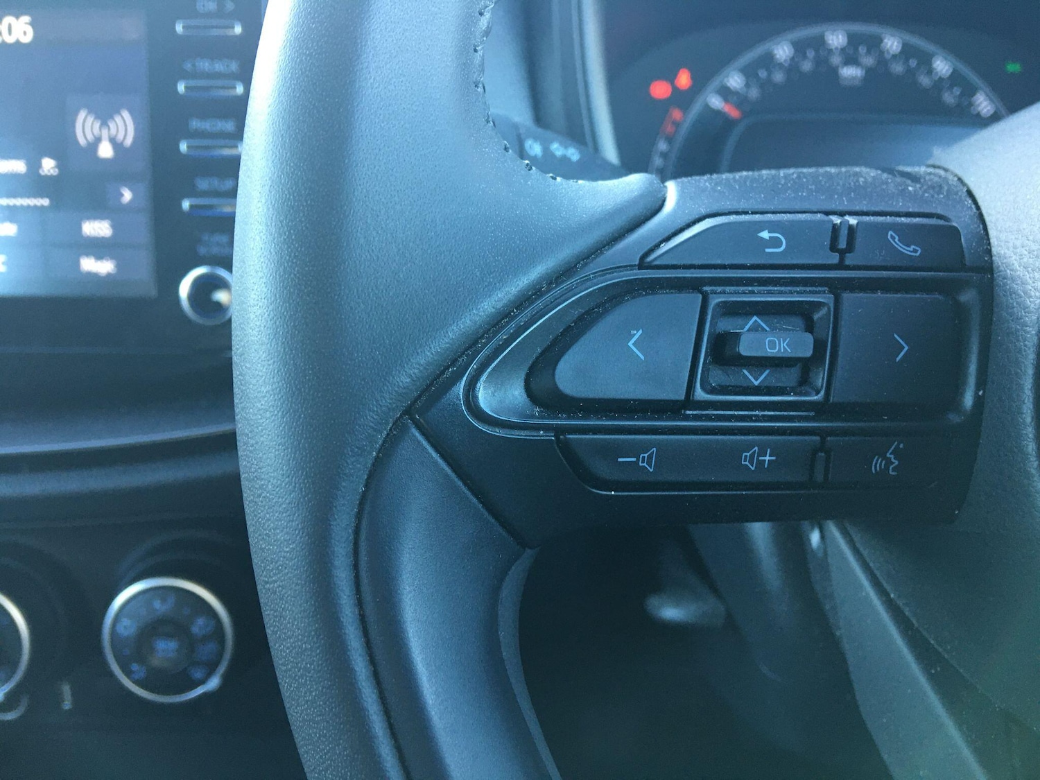 Used Toyota Aygo X 2023 for sale - 76388072: Photo 38