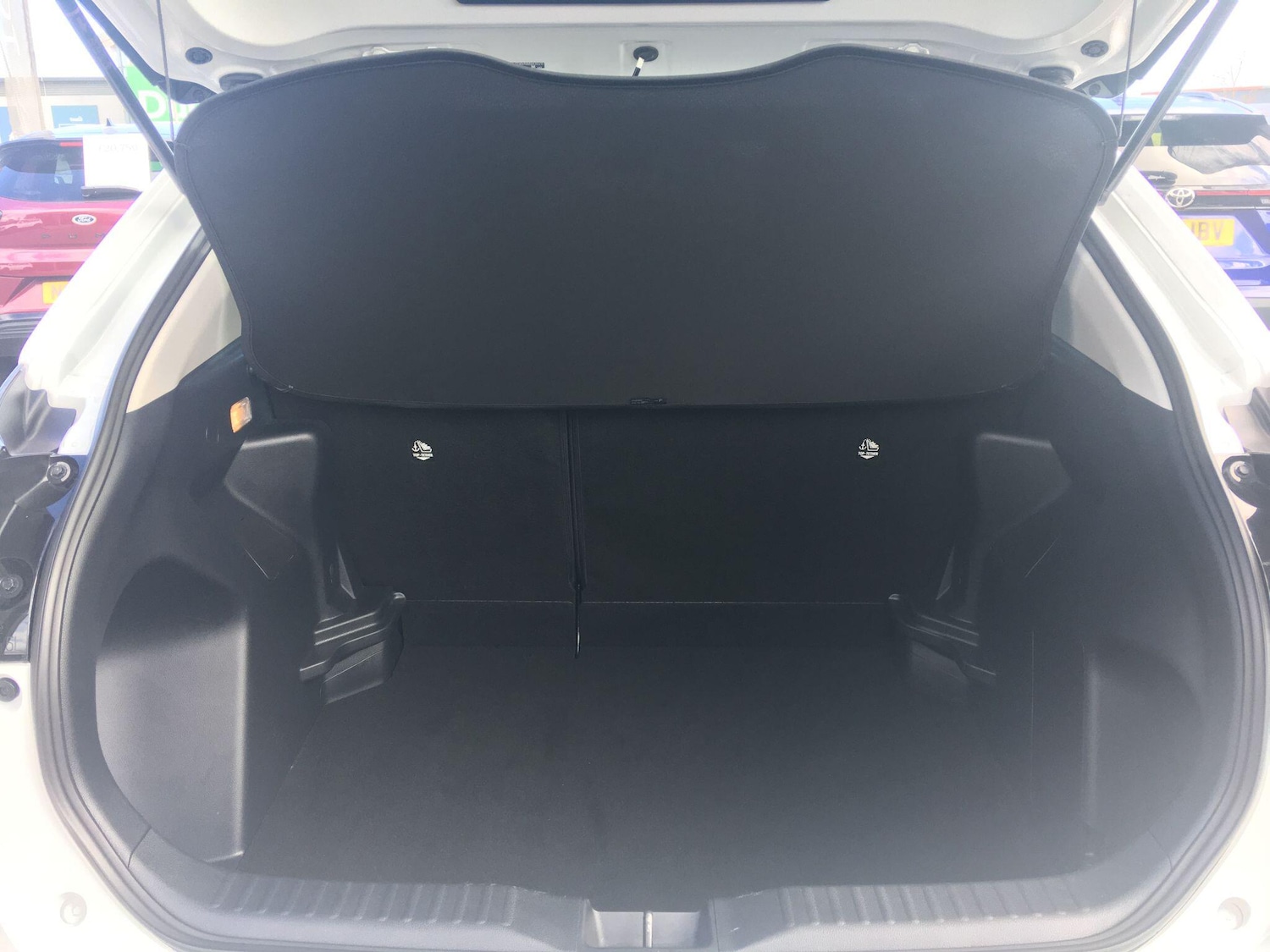 Used Toyota Yaris Cross 2023 for sale - 76108553: Photo 12