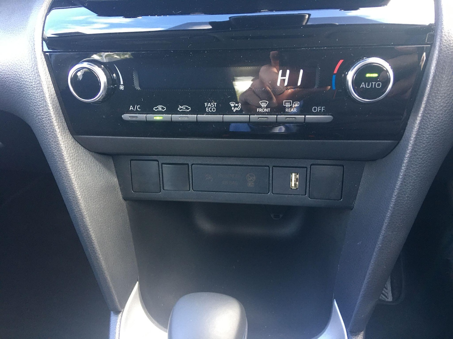 Used Toyota Yaris Cross 2023 for sale - 76108553: Photo 34