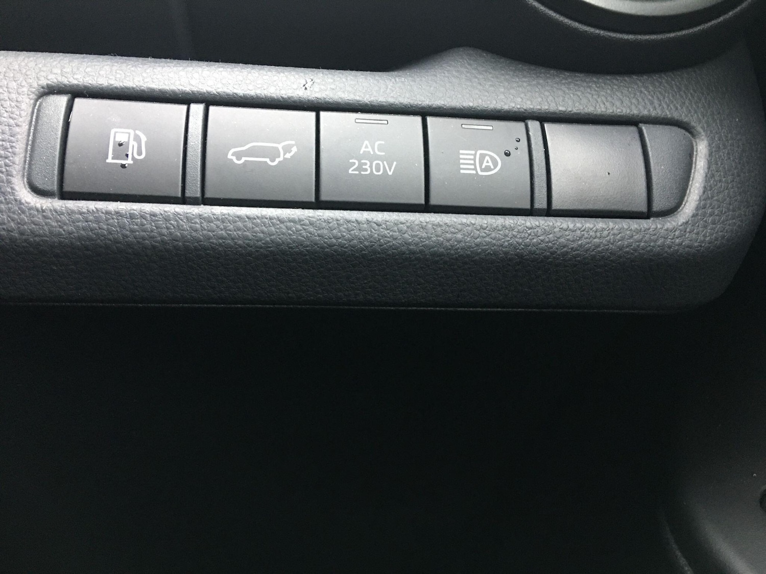 Used Toyota C-HR 2025 for sale - 77710512: Photo 31