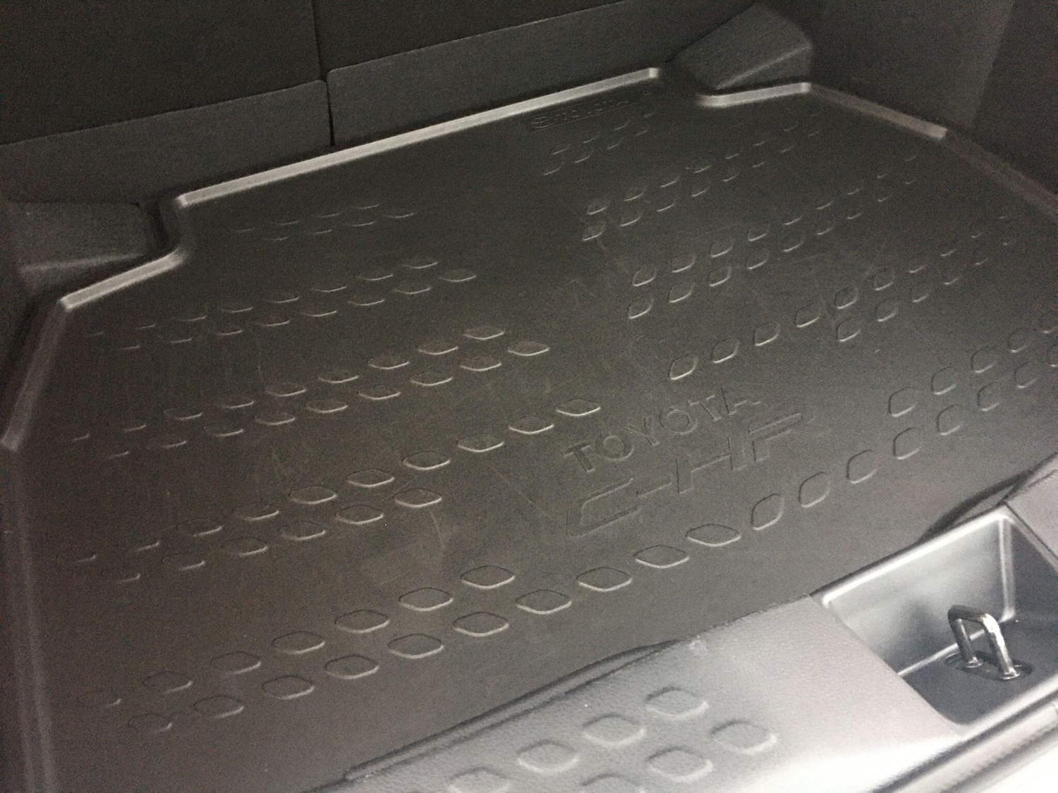 Used Toyota C-HR 2023 for sale - 77081637: Photo 25