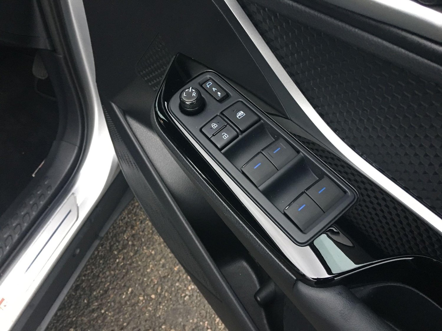 Used Toyota C-HR 2023 for sale - 77081637: Photo 46