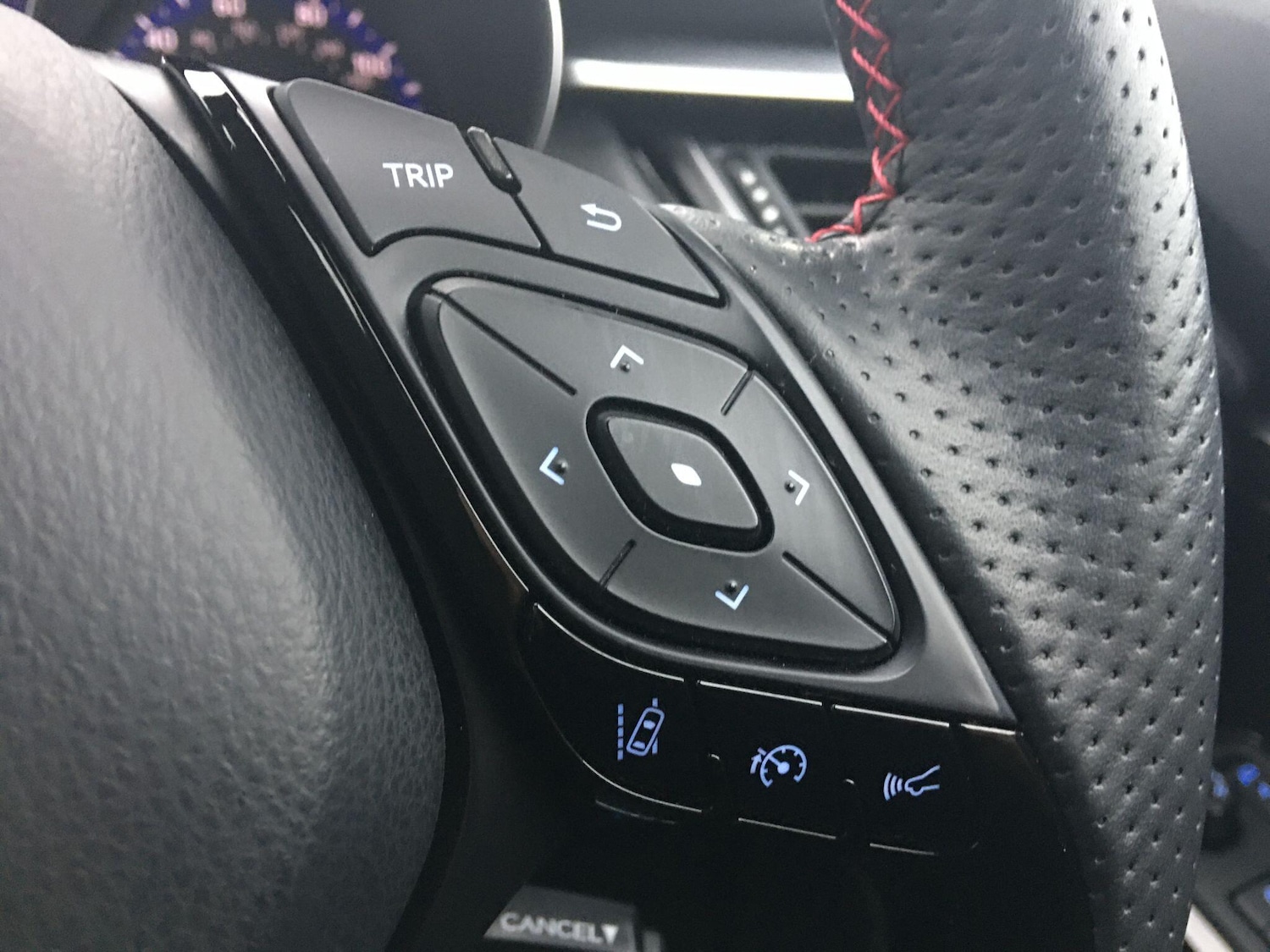 Used Toyota C-HR 2023 for sale - 77081637: Photo 49