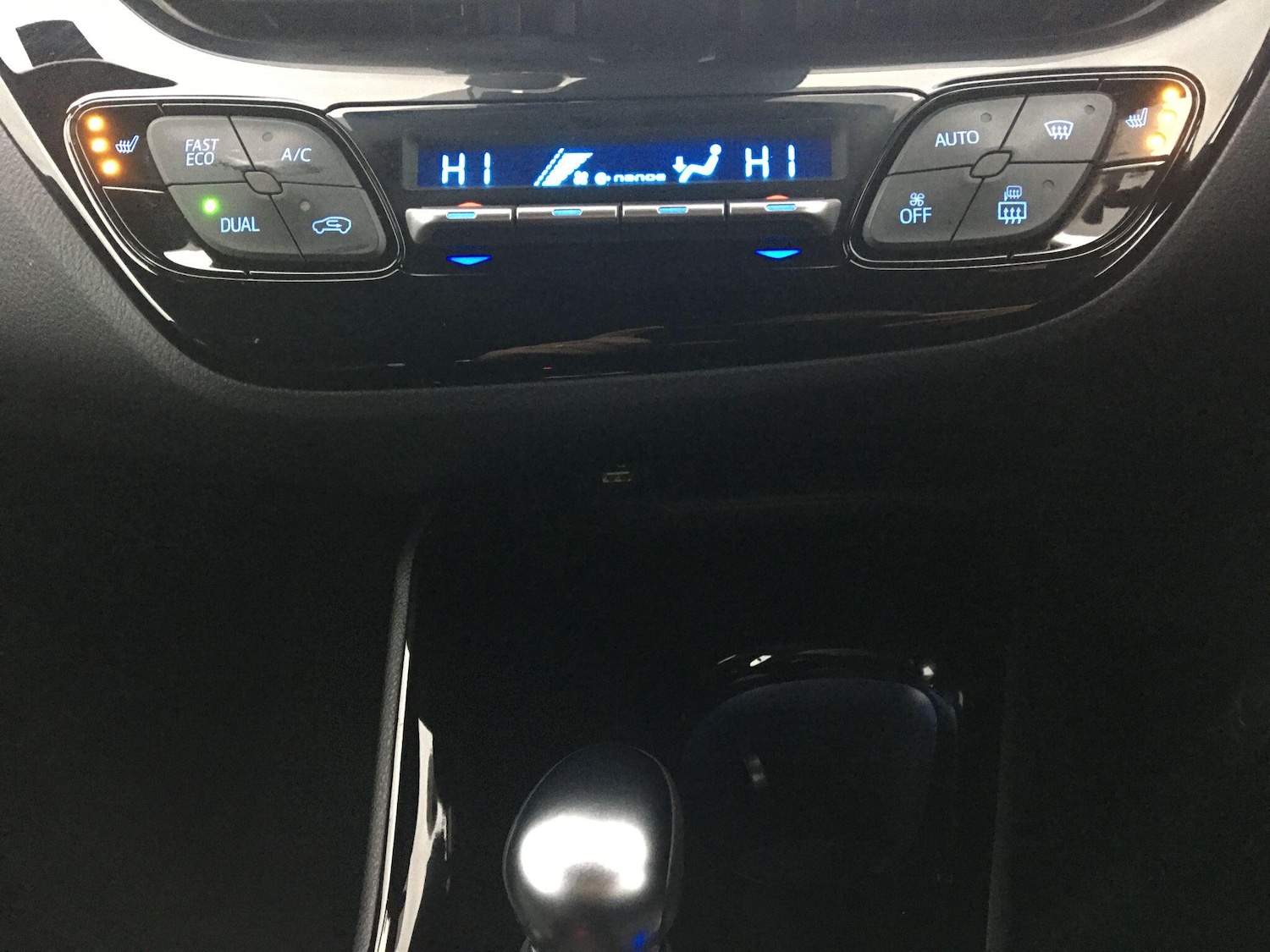 Used Toyota C-HR 2023 for sale - 77081637: Photo 53