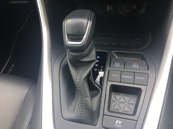 Used Toyota RAV4 2023 for sale - 76151893: Photo 47