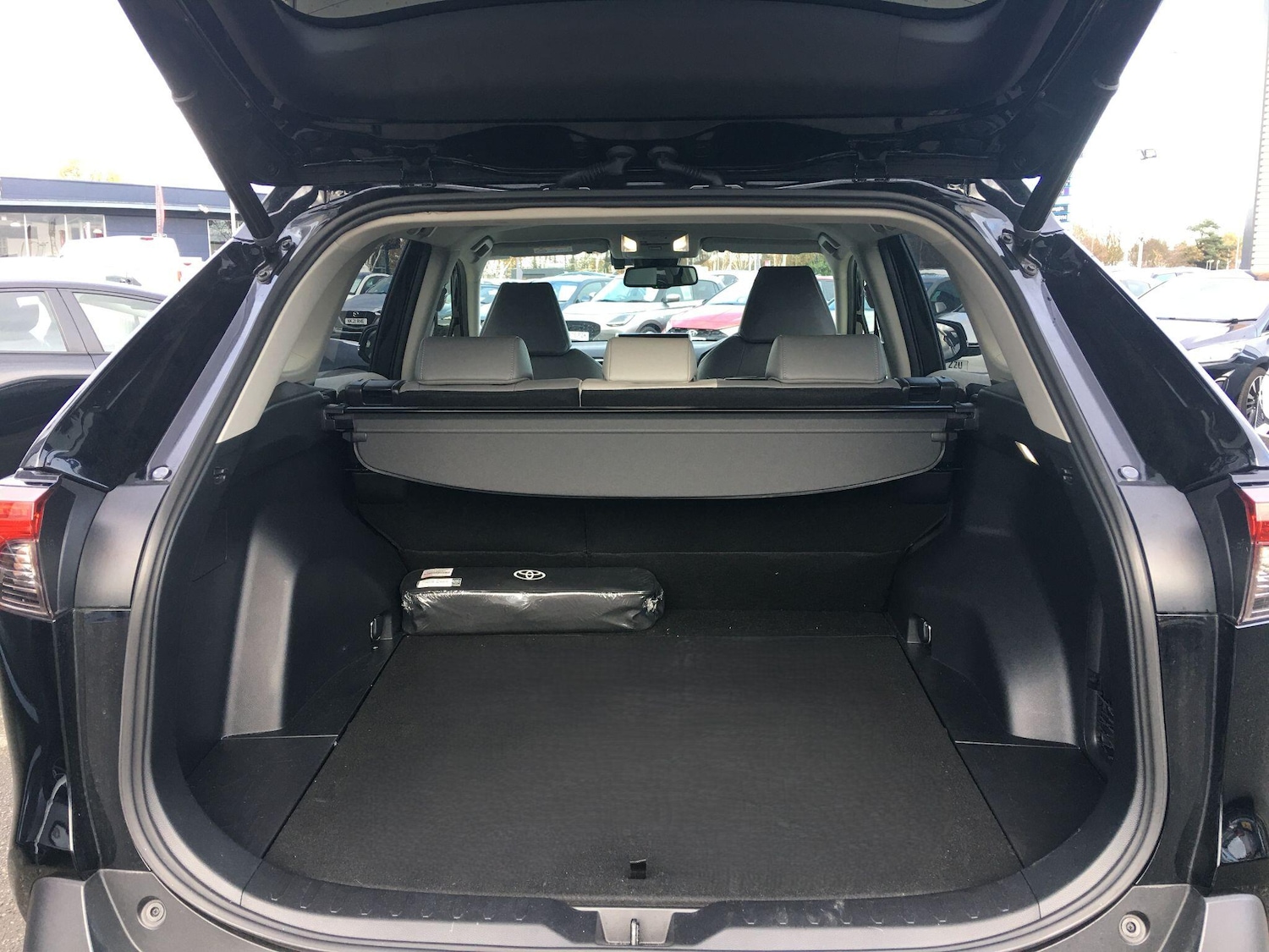 Used Toyota RAV4 2022 for sale - 76538280: Photo 12