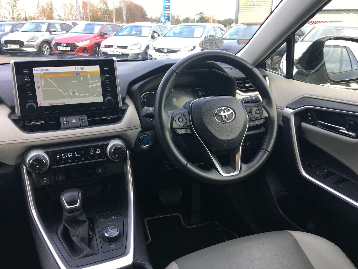 Used Toyota RAV4 2022 for sale - 76538280: Photo 14