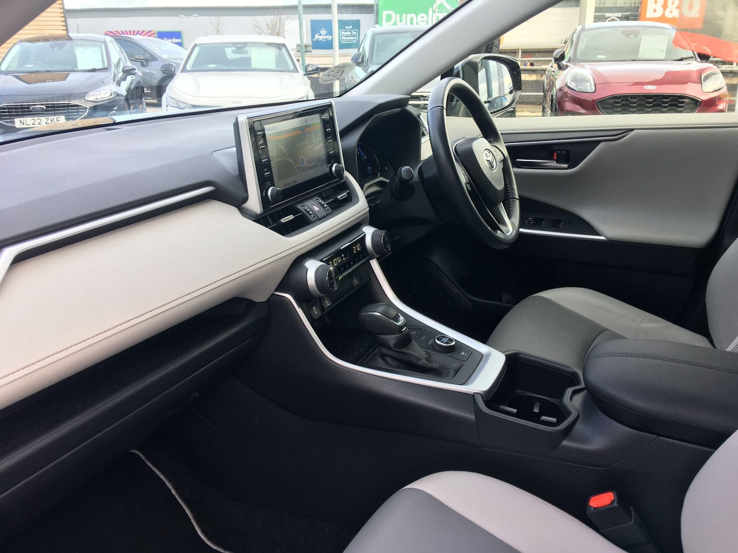 Used Toyota RAV4 2022 for sale - 76538280: Photo 15