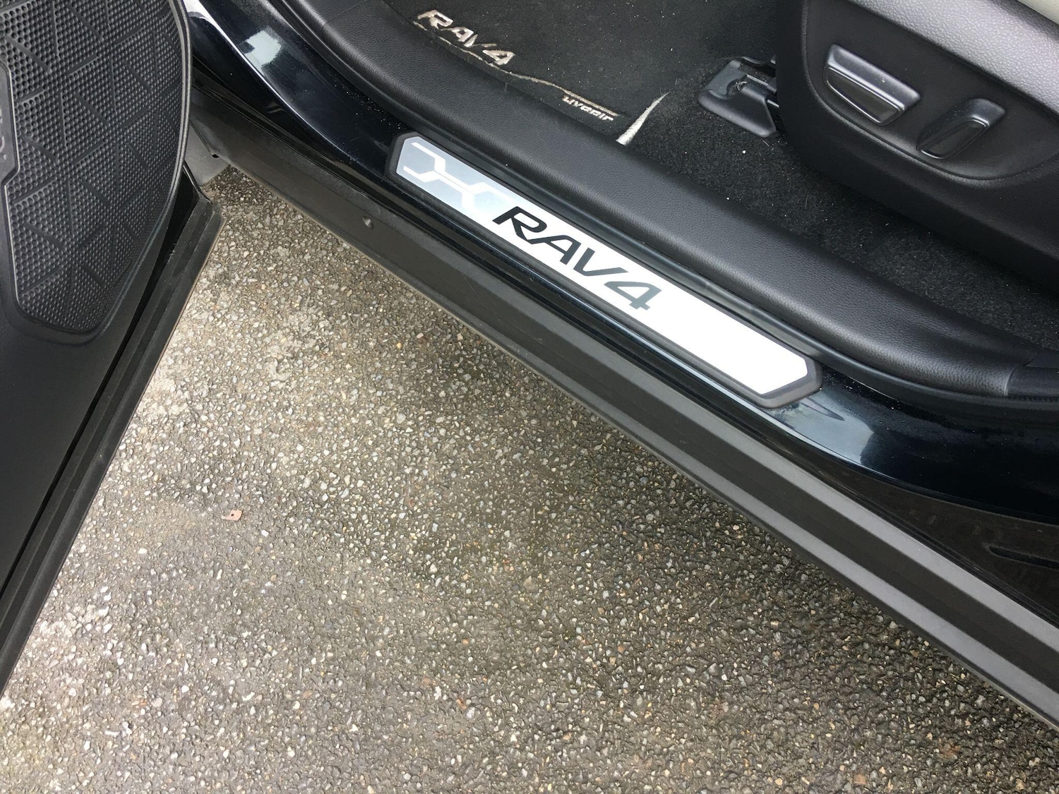 Used Toyota RAV4 2022 for sale - 76538280: Photo 27