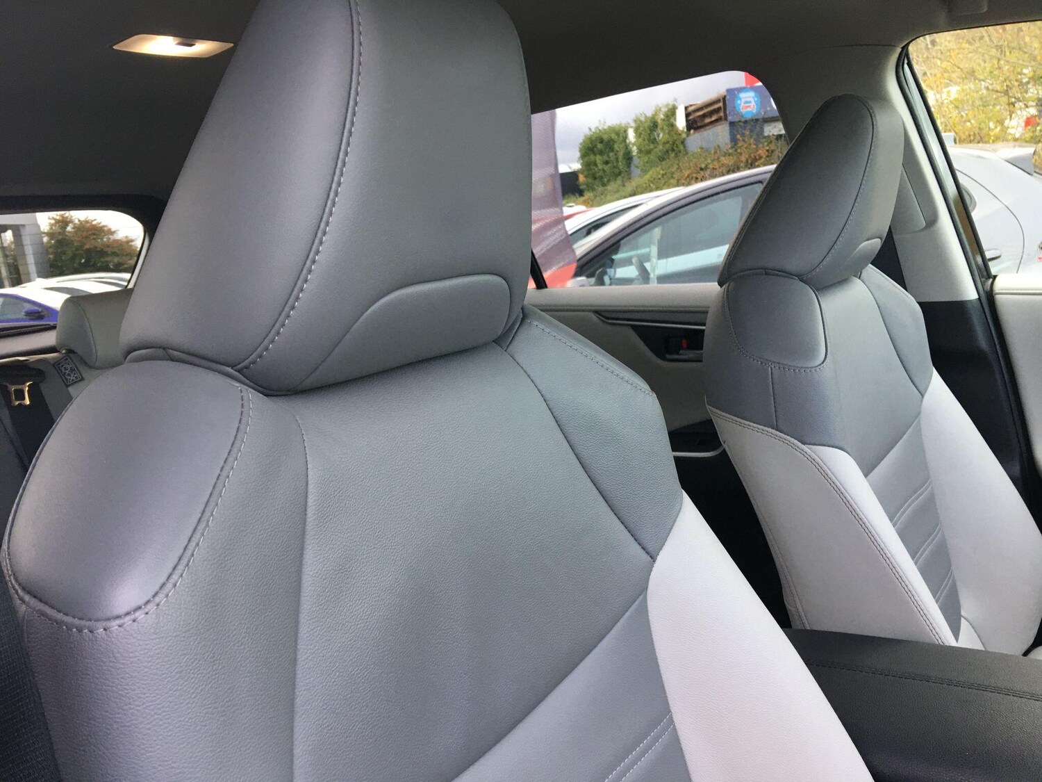 Used Toyota RAV4 2022 for sale - 76538280: Photo 36