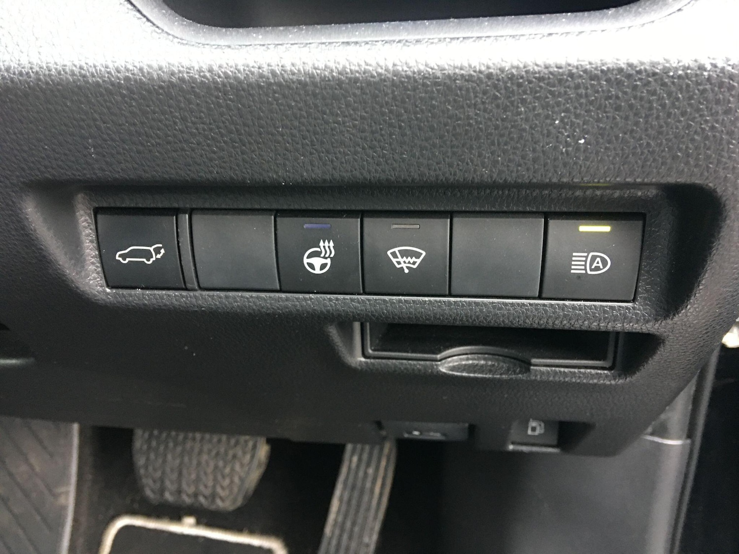 Used Toyota RAV4 2022 for sale - 76538280: Photo 37