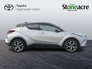 Used Toyota C-HR 2017 for sale - 79552935: Photo