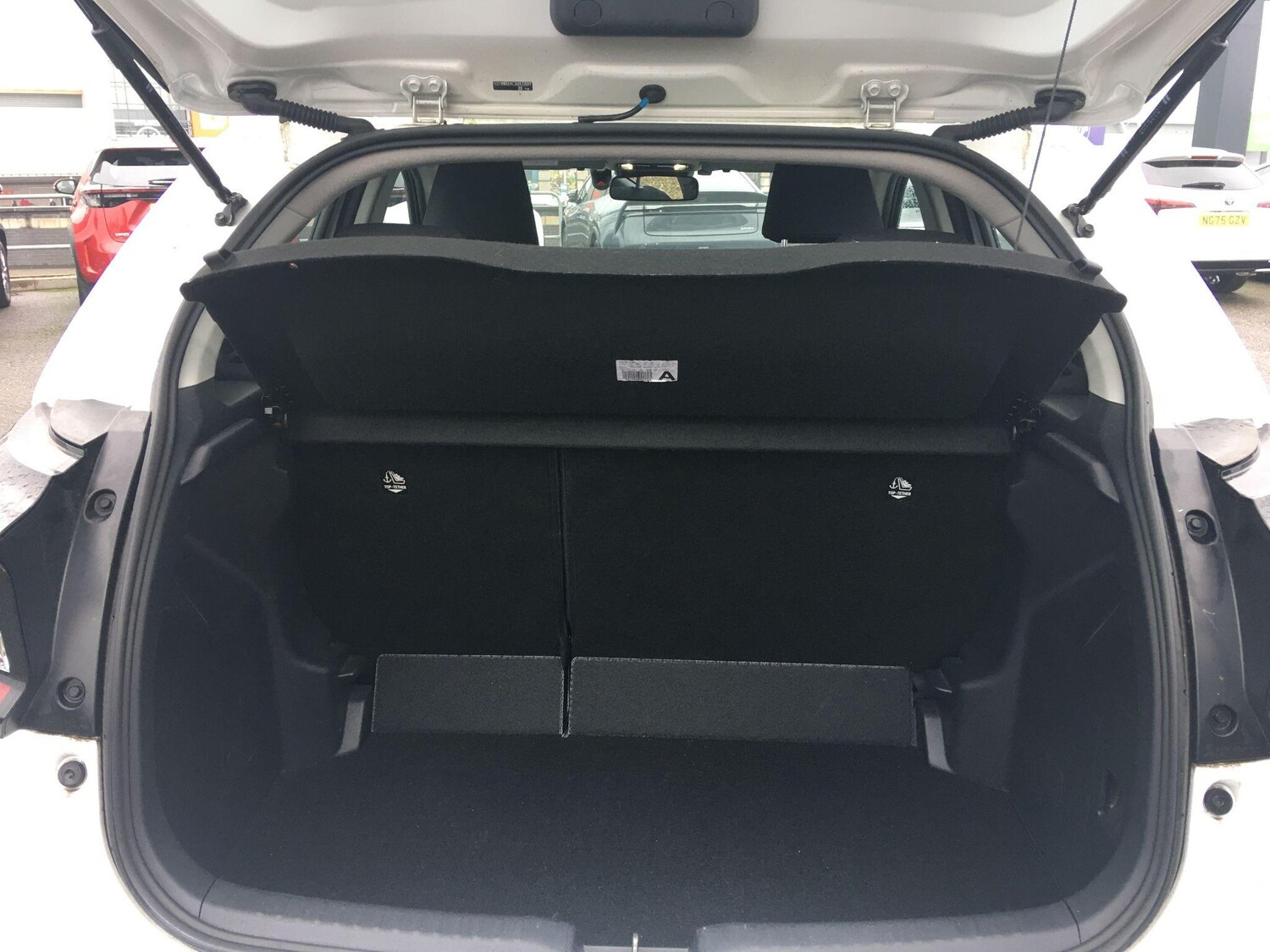 Used Toyota Yaris 2024 for sale - 77496270: Photo 12